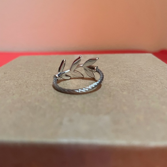 CHARRIOL LEAF RING - Picture 3 of 6